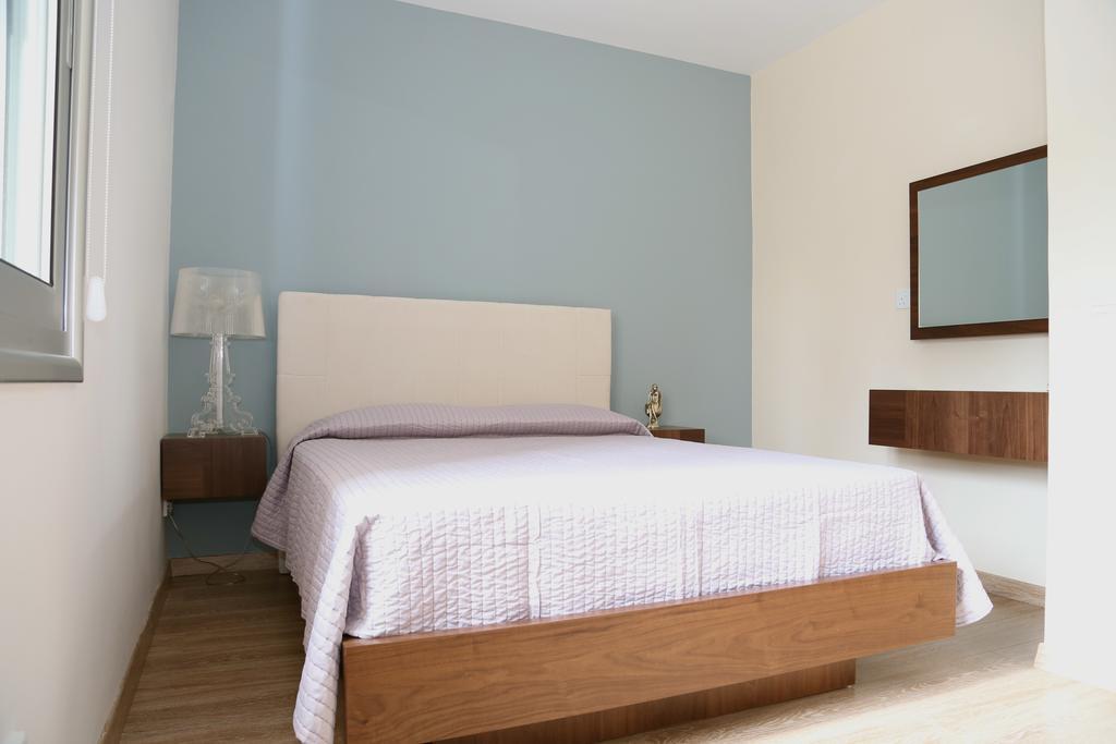 River Beach Apartments Lemesós Rom bilde