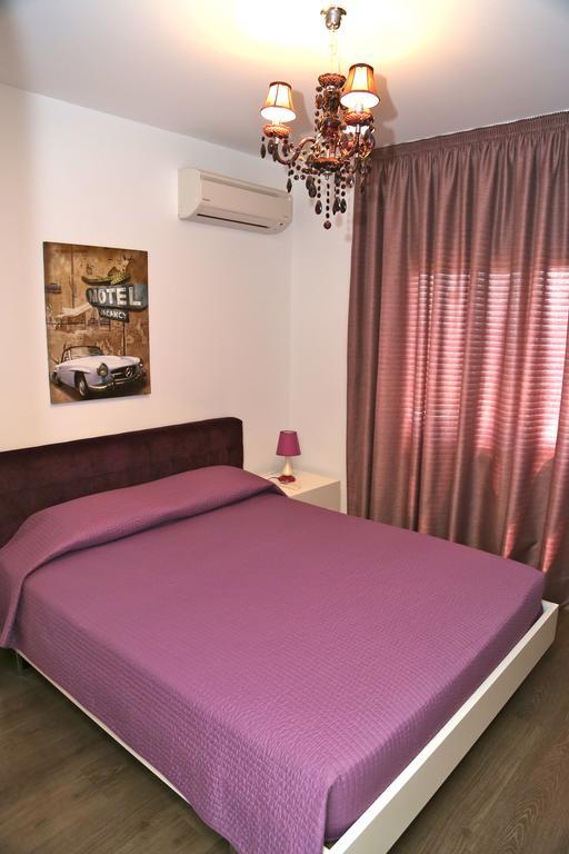 River Beach Apartments Lemesós Rom bilde