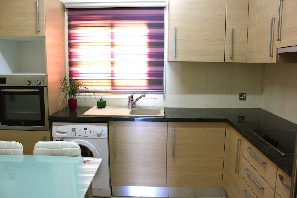 River Beach Apartments Lemesós Rom bilde