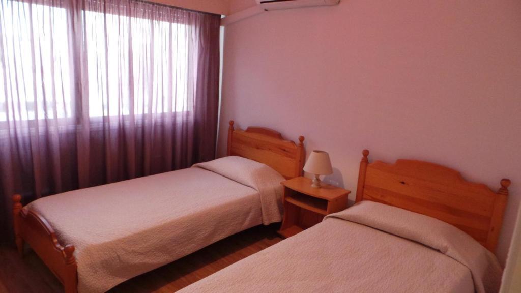River Beach Apartments Lemesós Rom bilde
